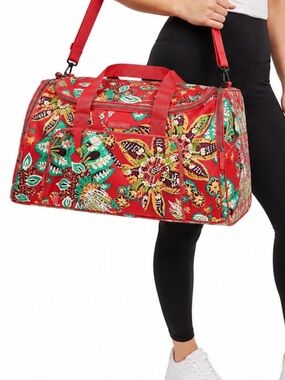 Vera Bradley Lighten Up Ultimate Gym Duffel Bag Red Rumba Rare Retired